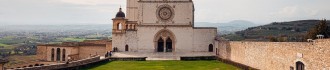  Piazza superiore della Basilica di San Francesco - Assisi 